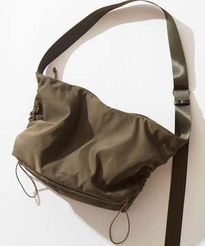 SIDE GATHER NYLON PADDED SHOULDER BAG