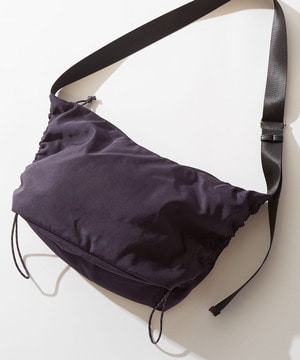 SIDE GATHER NYLON PADDED SHOULDER BAG