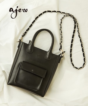【オルソモールジャパン株式会社 × ajew】PUT IN THE SQUARE SHOULDER BAG