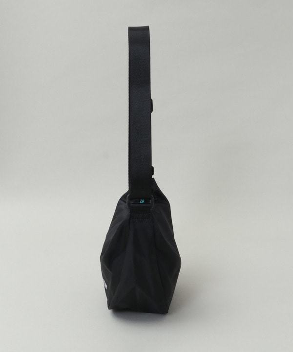 LIPSTOP MOON SHOULDER BAG (SMALL) 詳細画像 9
